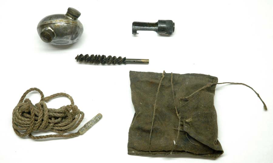 SS2117 MIL. SURPLUS RIFLE CLEANING KT
