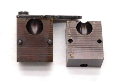 CA0702 Lyman Round Ball Mould - .570