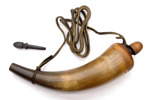 HA0901 Cureton Powder Horn