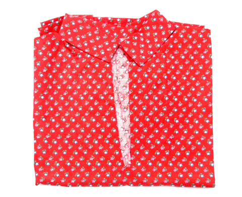 SG3702 Boy's Early Print  Shirt - Small (Red Background)